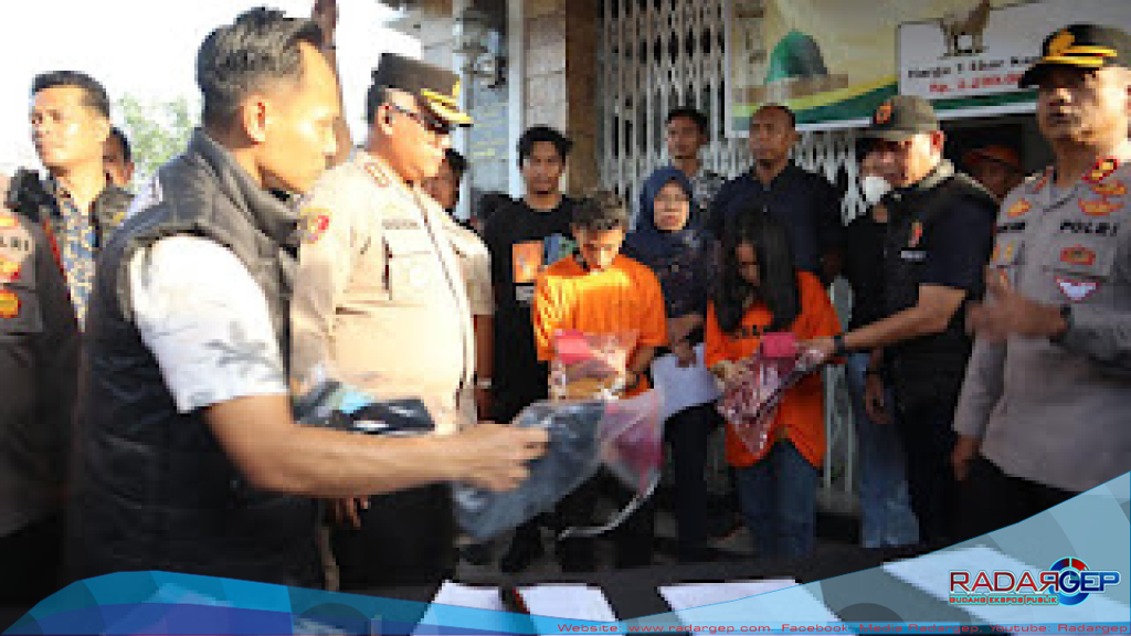 Polisi Tangkap Abang Adik Pengirim Paket Berisi Mayat Bayi
